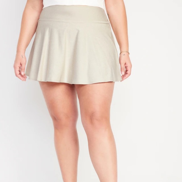 NWT OLD NAVY Extra High-Waisted Cloud+ Skort Color: WISHBONE - Picture 7 of 9